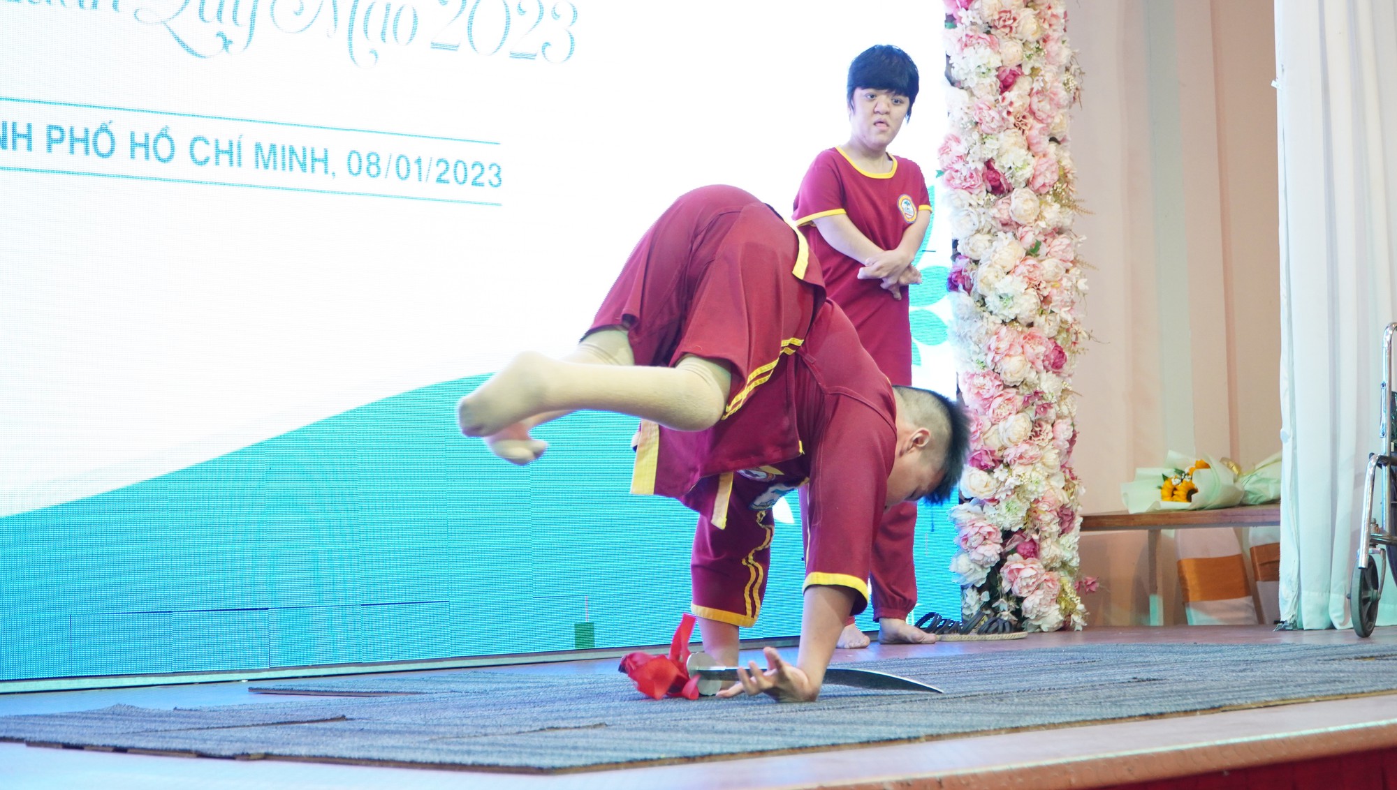 Tết tr&agrave;n ngập y&ecirc;u thương của người khuyết tật, trẻ mồ c&ocirc;i tại TP HCM - Ảnh 4.
