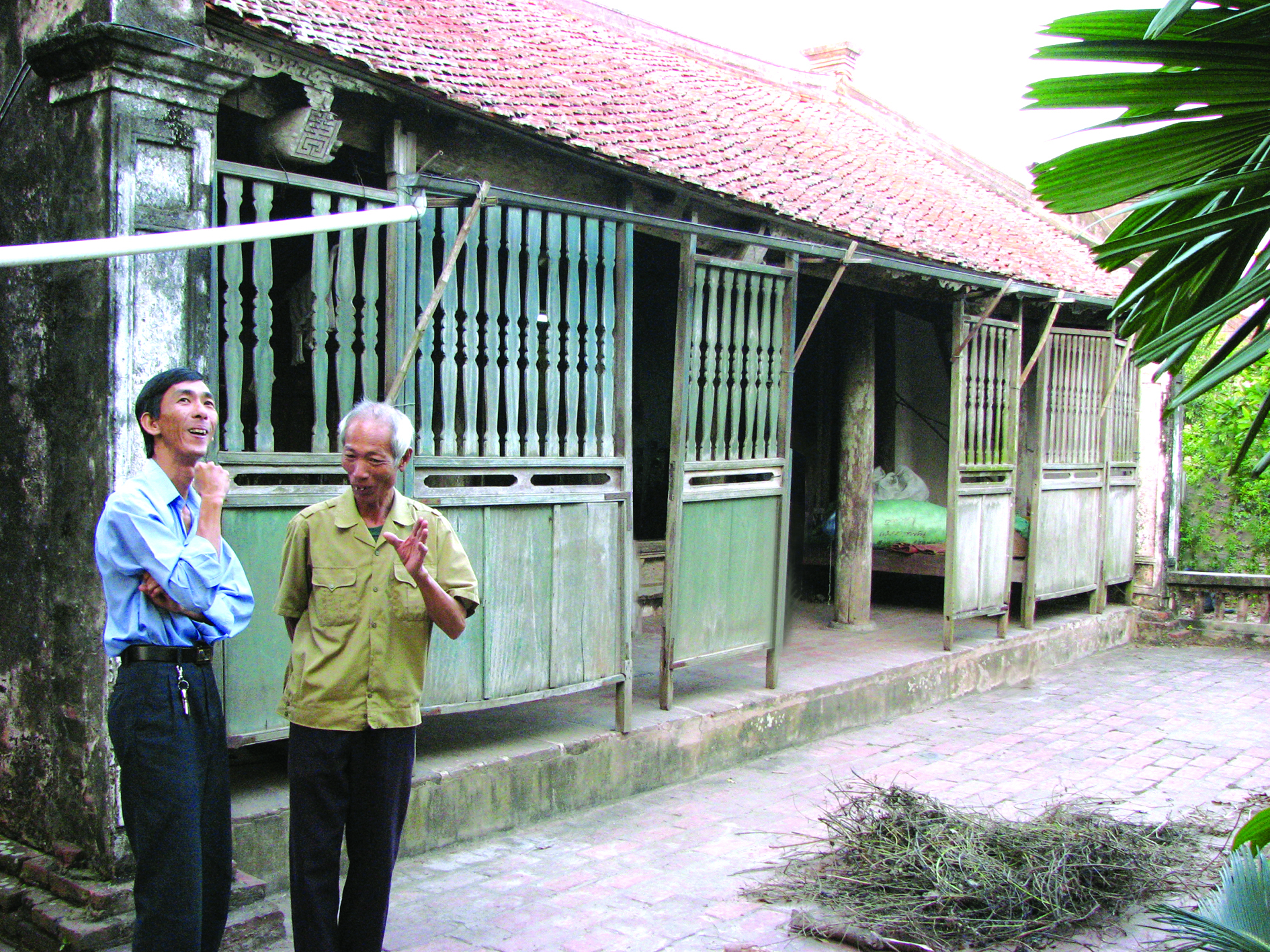 Về Làng Vũ Đại thăm nhà BÁ KIẾN