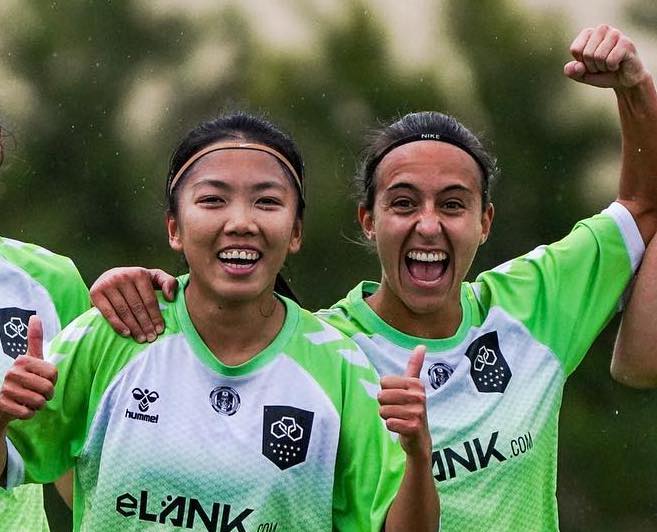 Huỳnh Như ghi bàn, Lank FC đại thắng đầu năm mới