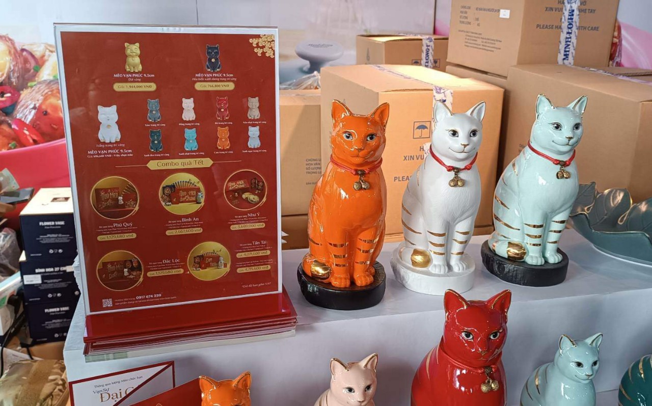 M&egrave;o phong thủy d&aacute;t v&agrave;ng 165 triệu/con - Ảnh 4.