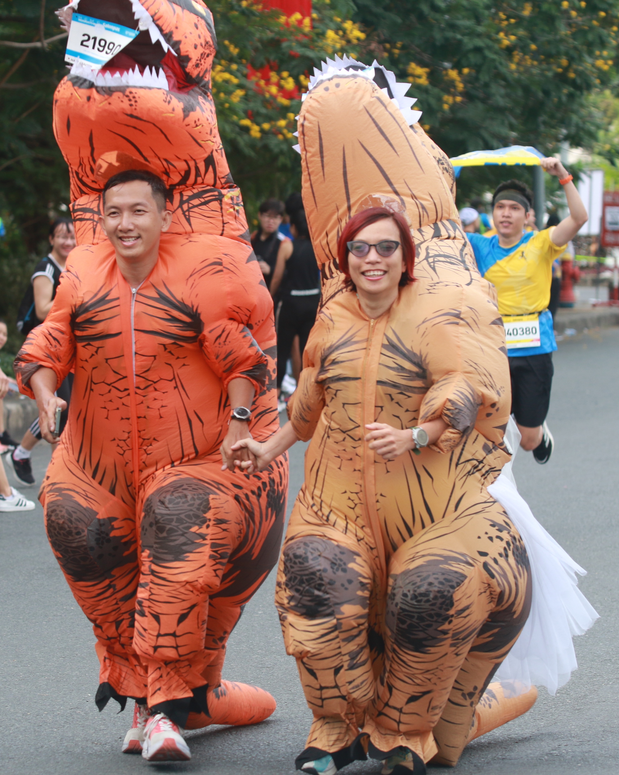Nh&agrave; v&ocirc; địch SEA Games đăng quang giải Marathon TP HCM 2023 - Ảnh 2.