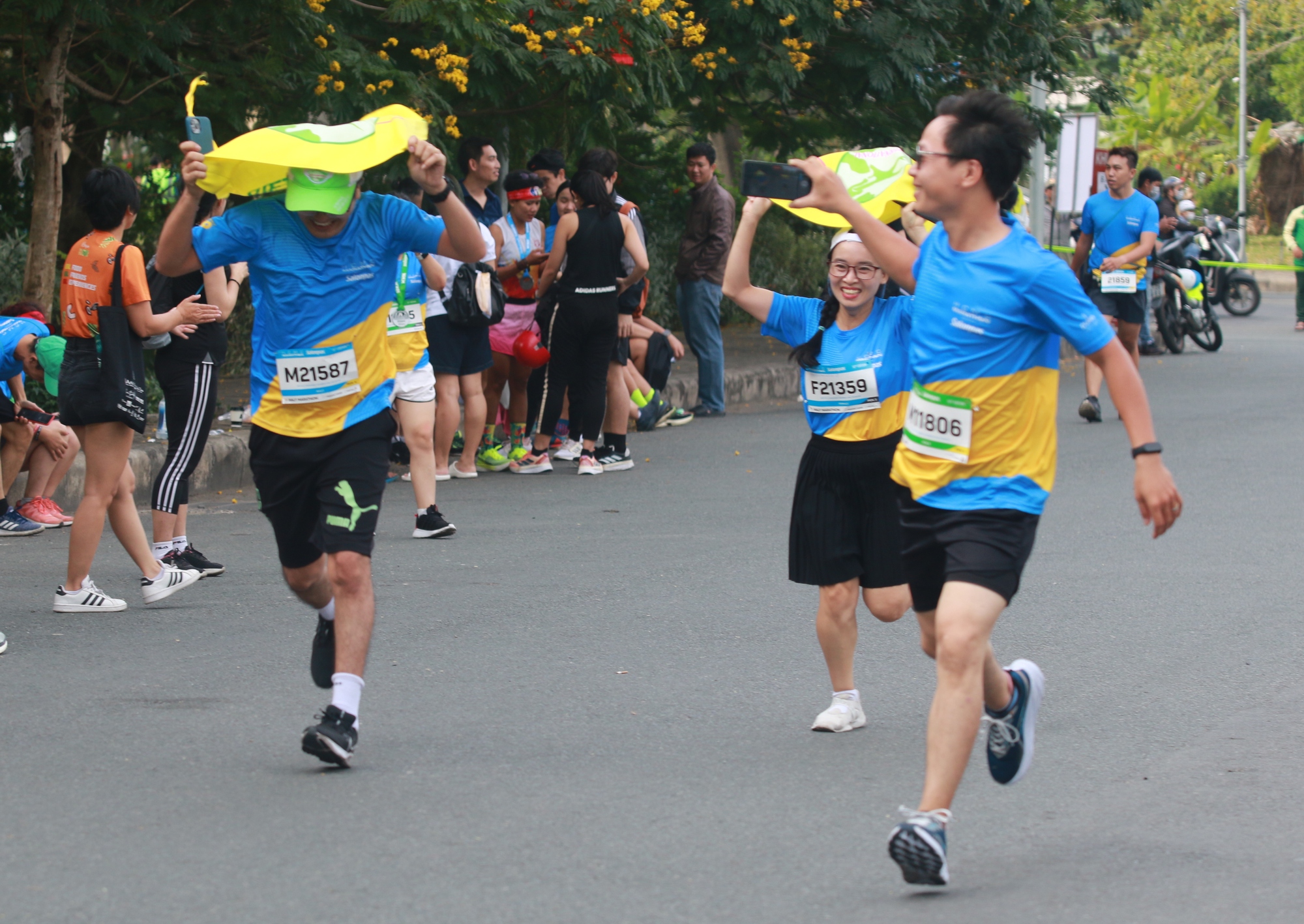 Nh&agrave; v&ocirc; địch SEA Games đăng quang giải Marathon TP HCM 2023 - Ảnh 6.