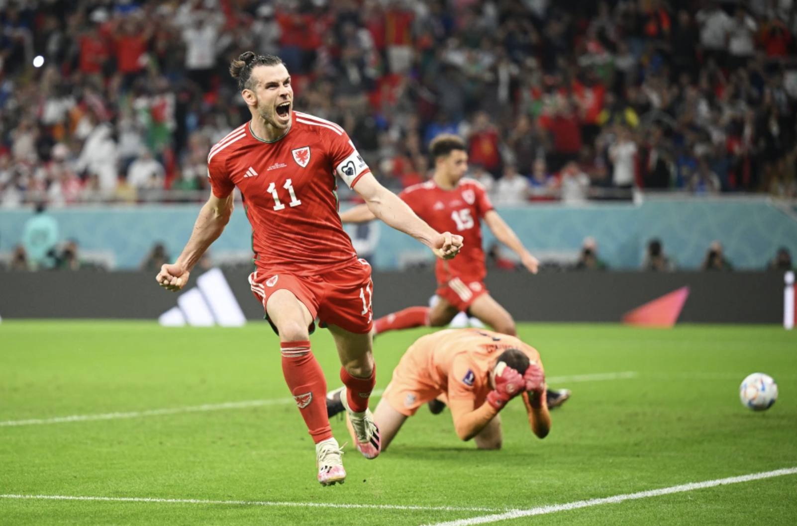 Gareth Bale tuyên bố giải nghệ, Xứ Wales tiếc nhớ thủ lĩnh siêu sao