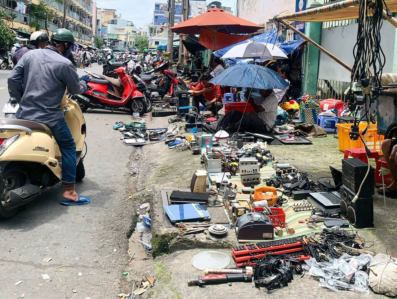 Nhiều rác điện tử chưa xử lý đúng cách