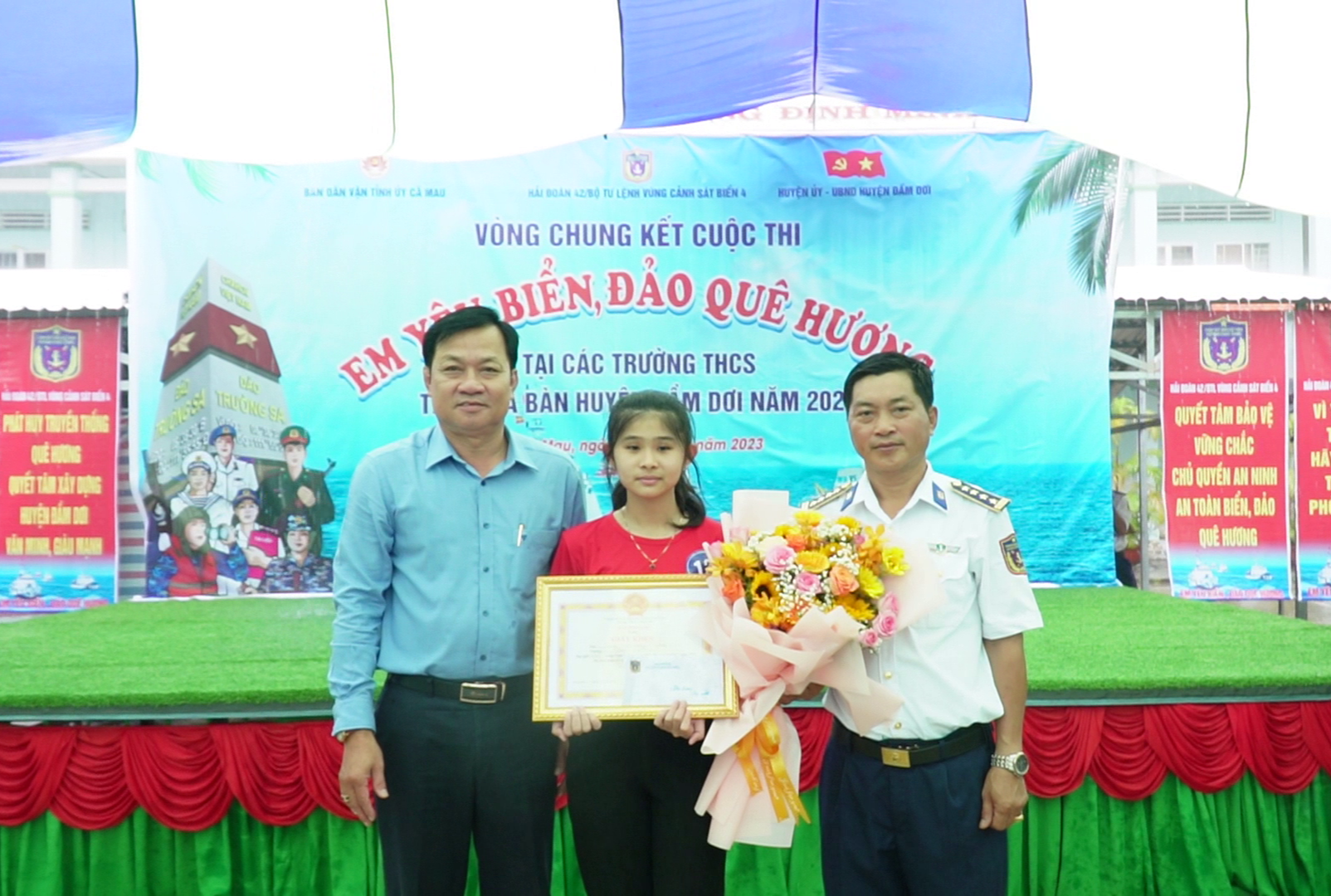 Gần 9.000 học sinh tham gia cuộc thi “Em yêu biển, đảo quê hương”