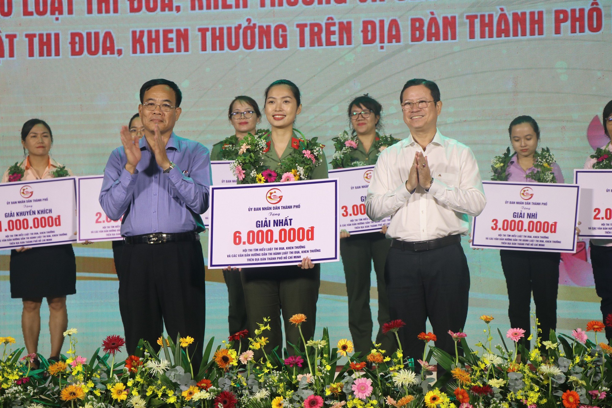 Hấp dẫn cuộc thi tìm hiểu Luật Thi đua, khen thưởng và các văn bản hướng dẫn thi hành