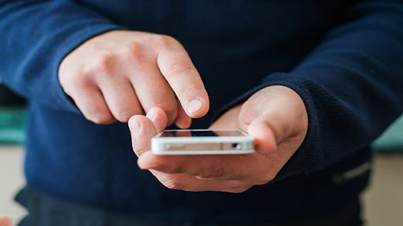 Người phụ nữ ở Cà Mau mất hàng trăm triệu đồng sau cuộc gọi lạ