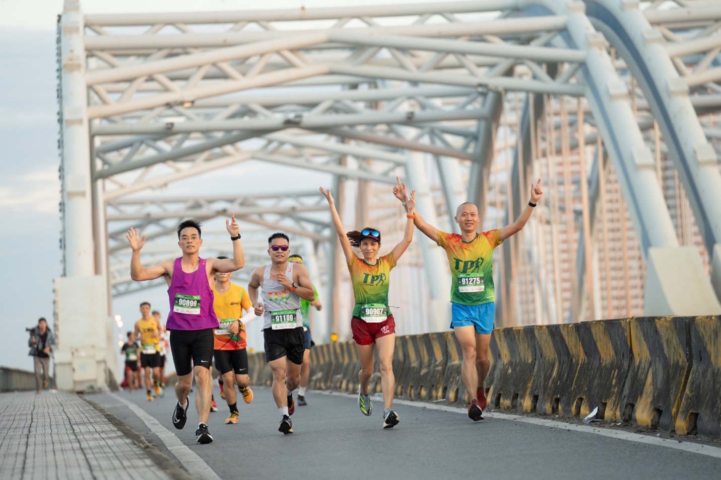 VPBank Hanoi International Marathon 2023 - cung đường chạy giữa m&ugrave;a thu H&agrave; Nội - Ảnh 8.