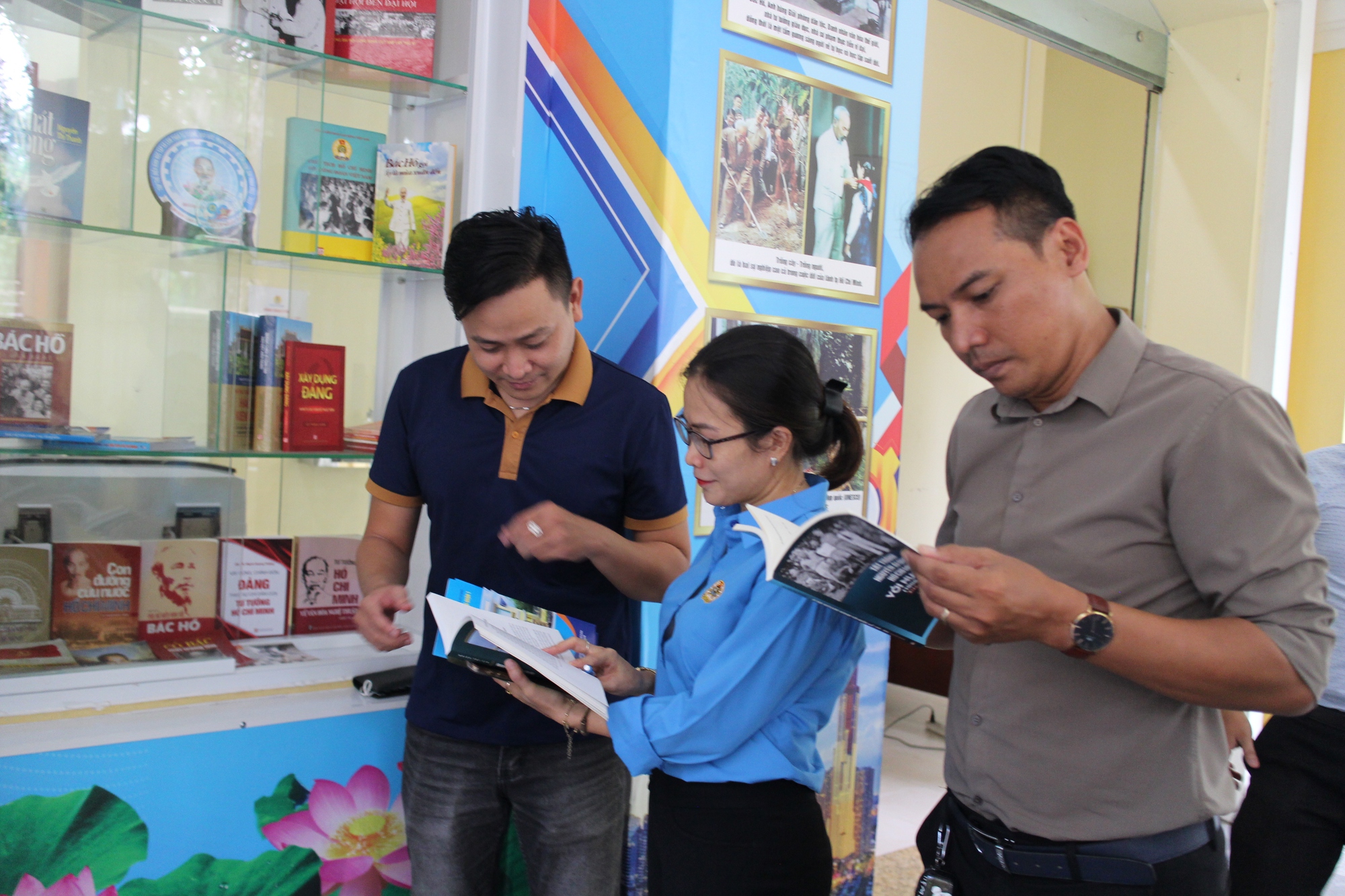 Lan tỏa Không gian Văn hóa Hồ Chí Minh trong CNVC-LĐ - Ảnh 2.
