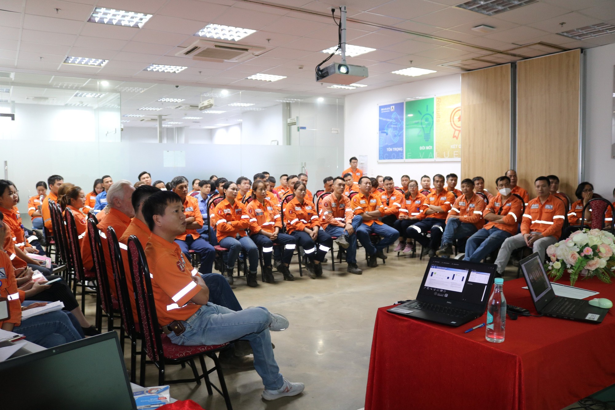 Masan High-Tech Materials được vinh danh Nơi làm việc tuyệt vời năm 2023 - Ảnh 3.