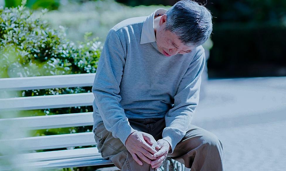 Thủ phạm khiến đau nhức xương khớp t&aacute;i ph&aacute;t - Ảnh 1.