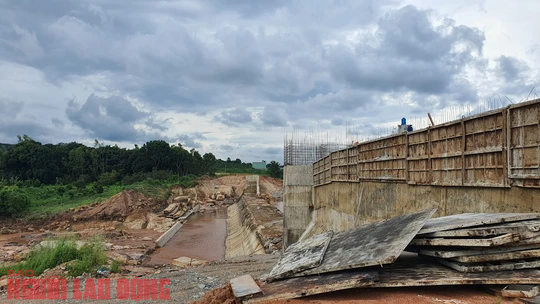Chủ đầu tư b&aacute;o c&aacute;o sự cố vỡ tường tại Thủy điện Ia Glae 2 - Ảnh 2.