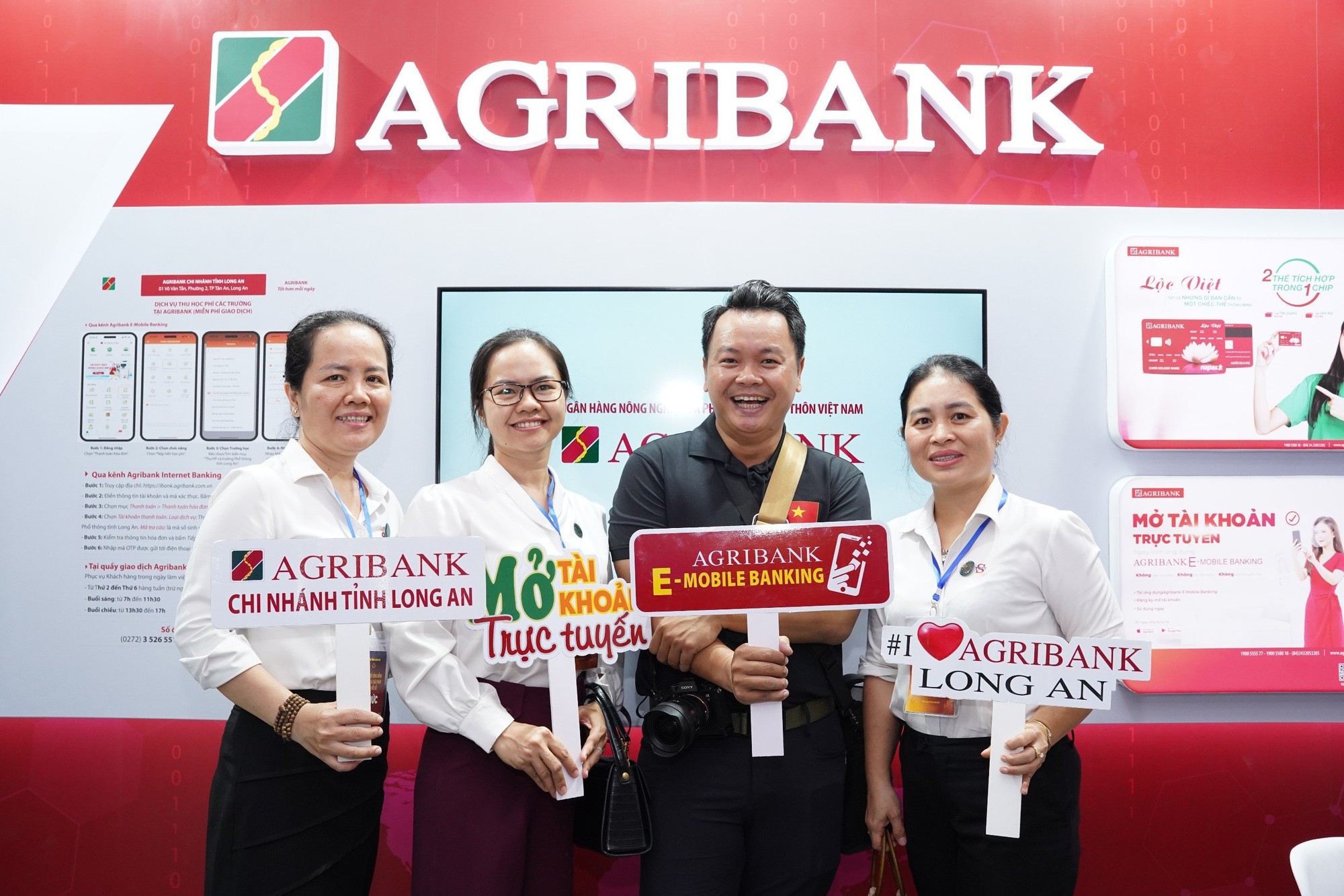 Agribank đồng hành cùng Ngày Chuyển đổi số Quốc gia - Ảnh 6.
