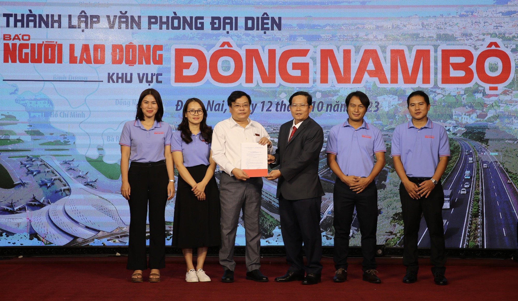 undefined - Ảnh 1.