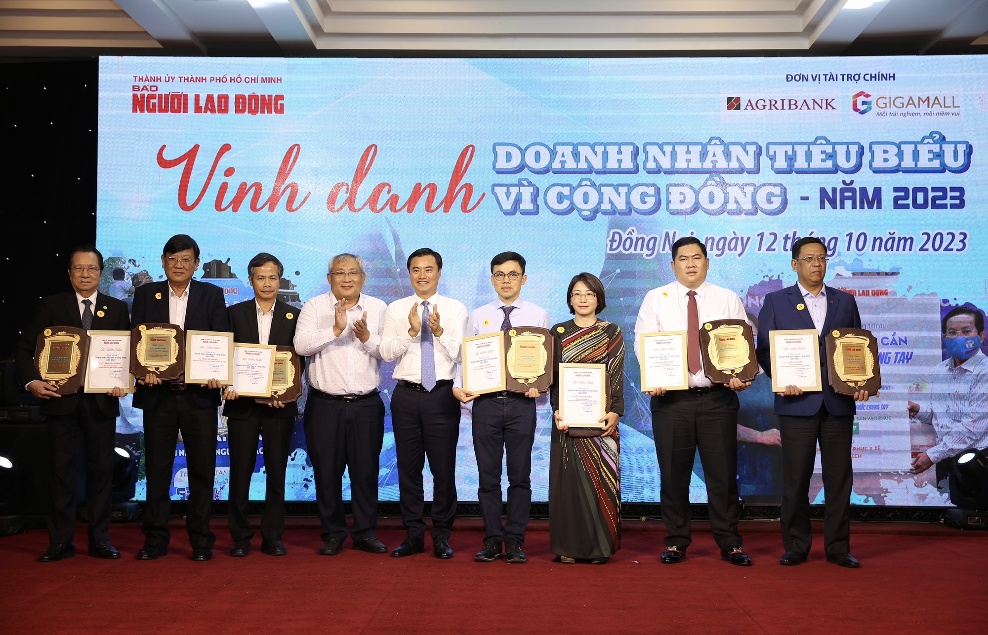 undefined - Ảnh 1.