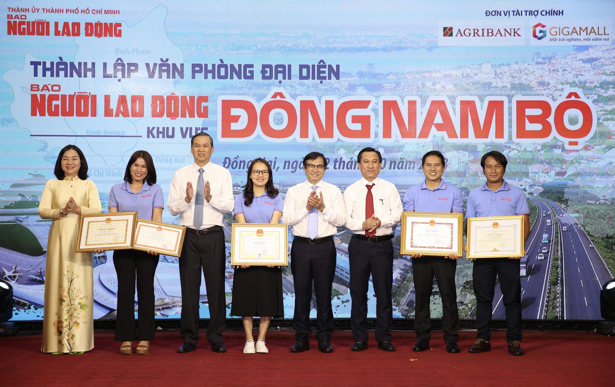 undefined - Ảnh 1.