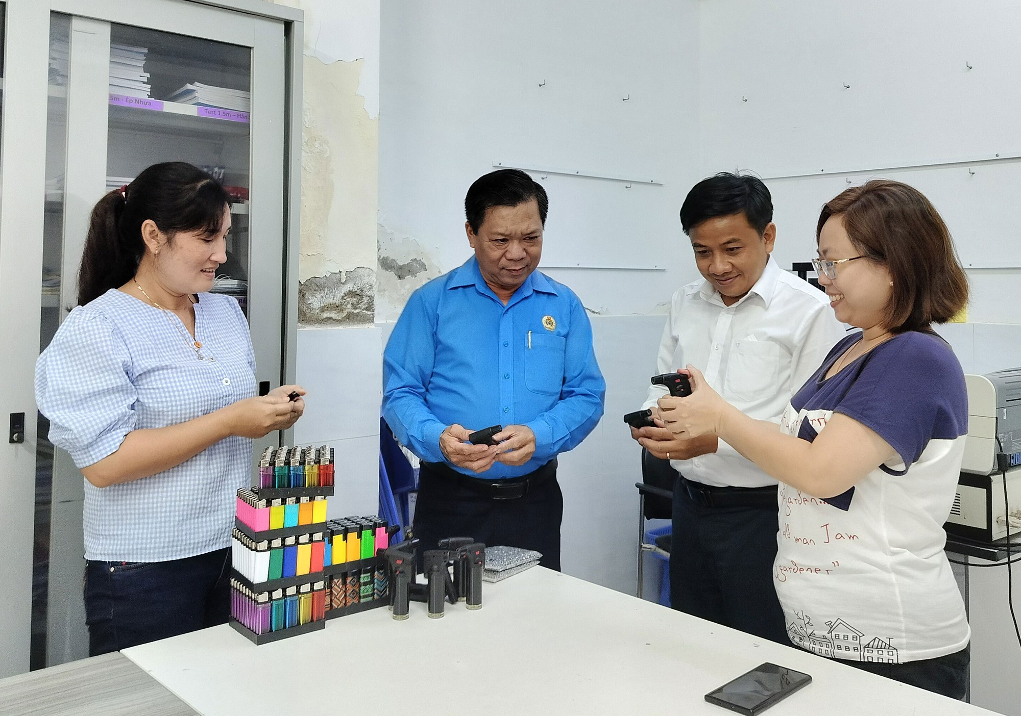 Trân quý người lao động