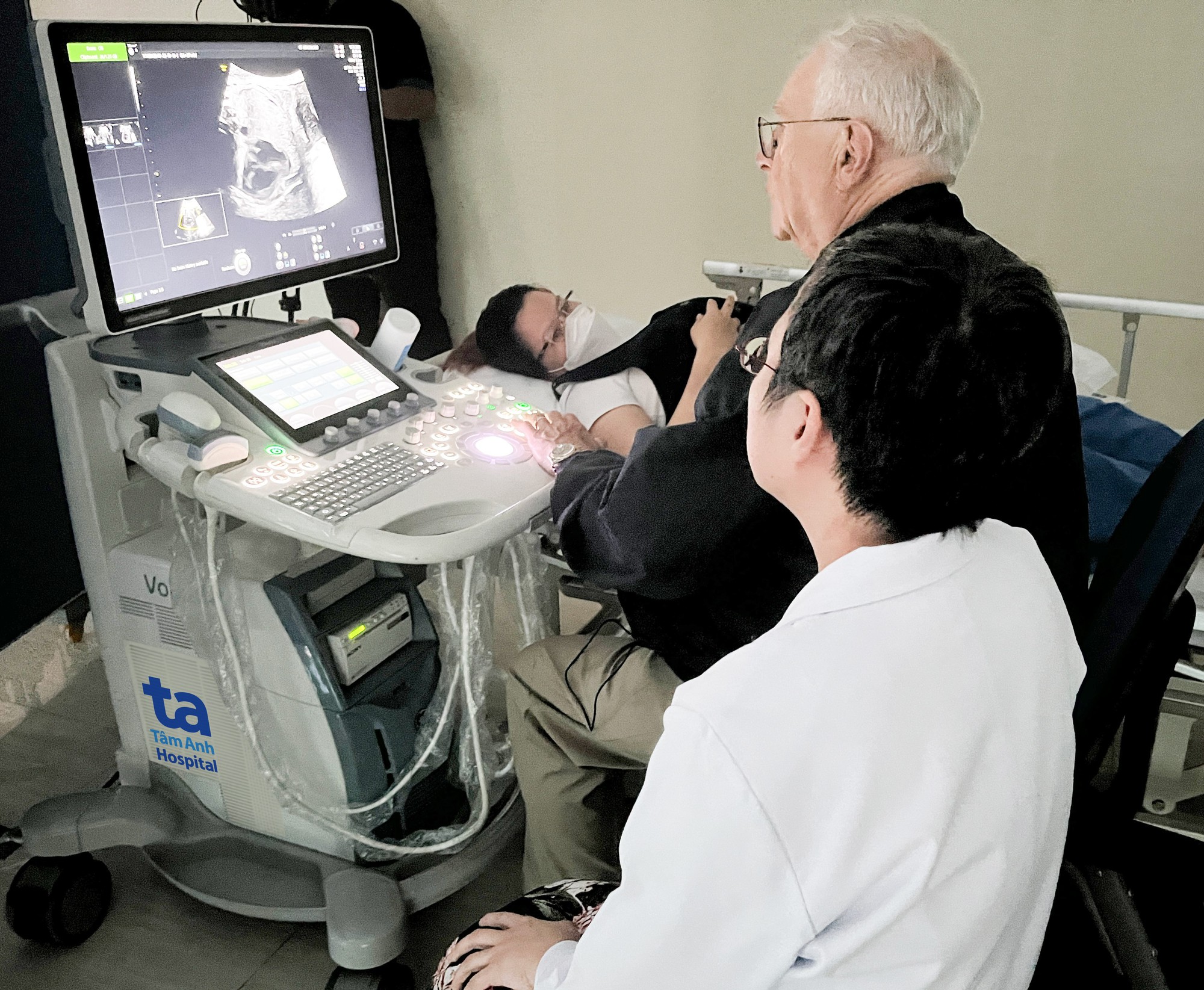 C&ocirc;ng nghệ AI hỗ trợ s&agrave;ng lọc dị tật tim bẩm sinh cho b&agrave;o thai - Ảnh 1.