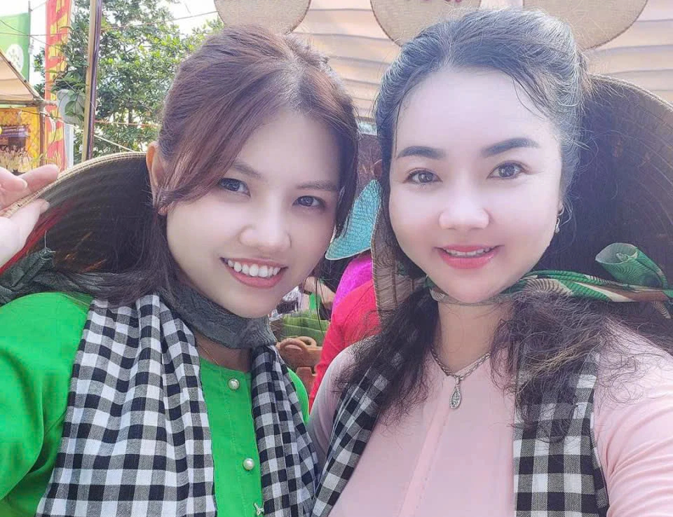 Xác lập Kỷ lục Việt Nam tại lễ hội áo bà ba, áo dài ở Cần Thơ