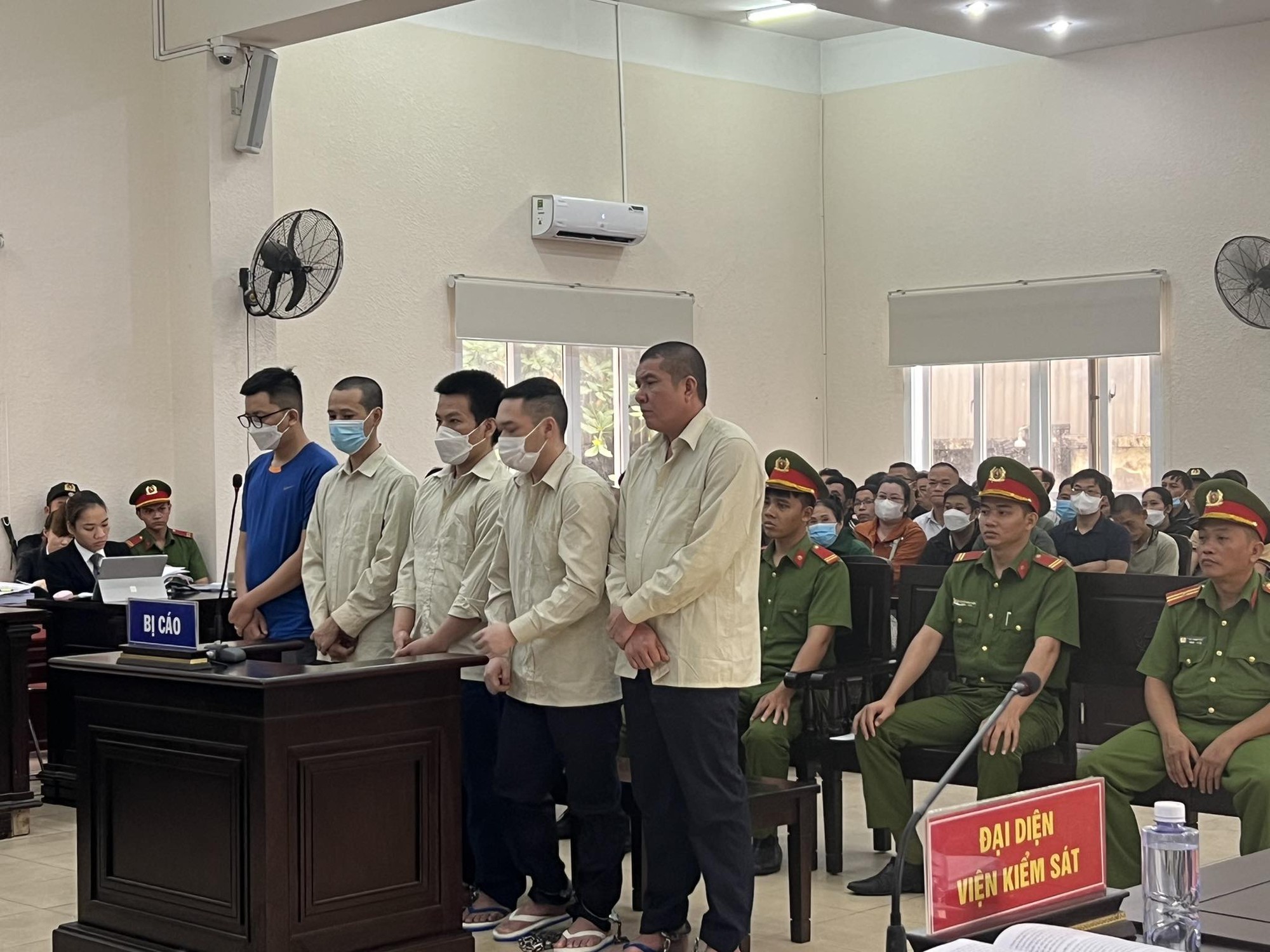 X&eacute;t xử vụ &aacute;n đ&igrave;nh đ&aacute;m ở B&igrave;nh Dương, bị hại đ&ocirc;ng chưa từng c&oacute; - Ảnh 3.