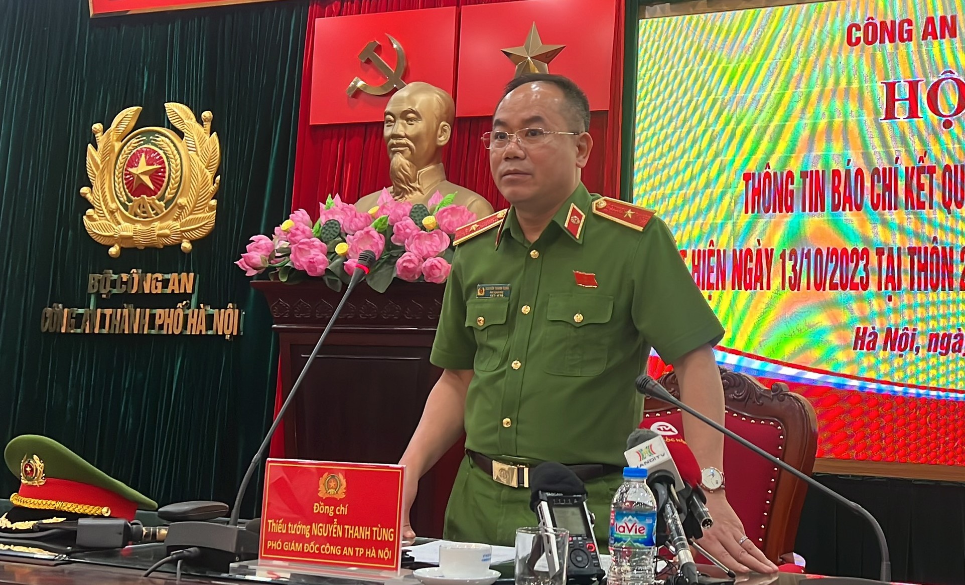 Trước khi ra tay sát hại, nghi phạm Tạ Duy Khanh và Á khôi đã cùng nhau đi ăn - Ảnh 1.