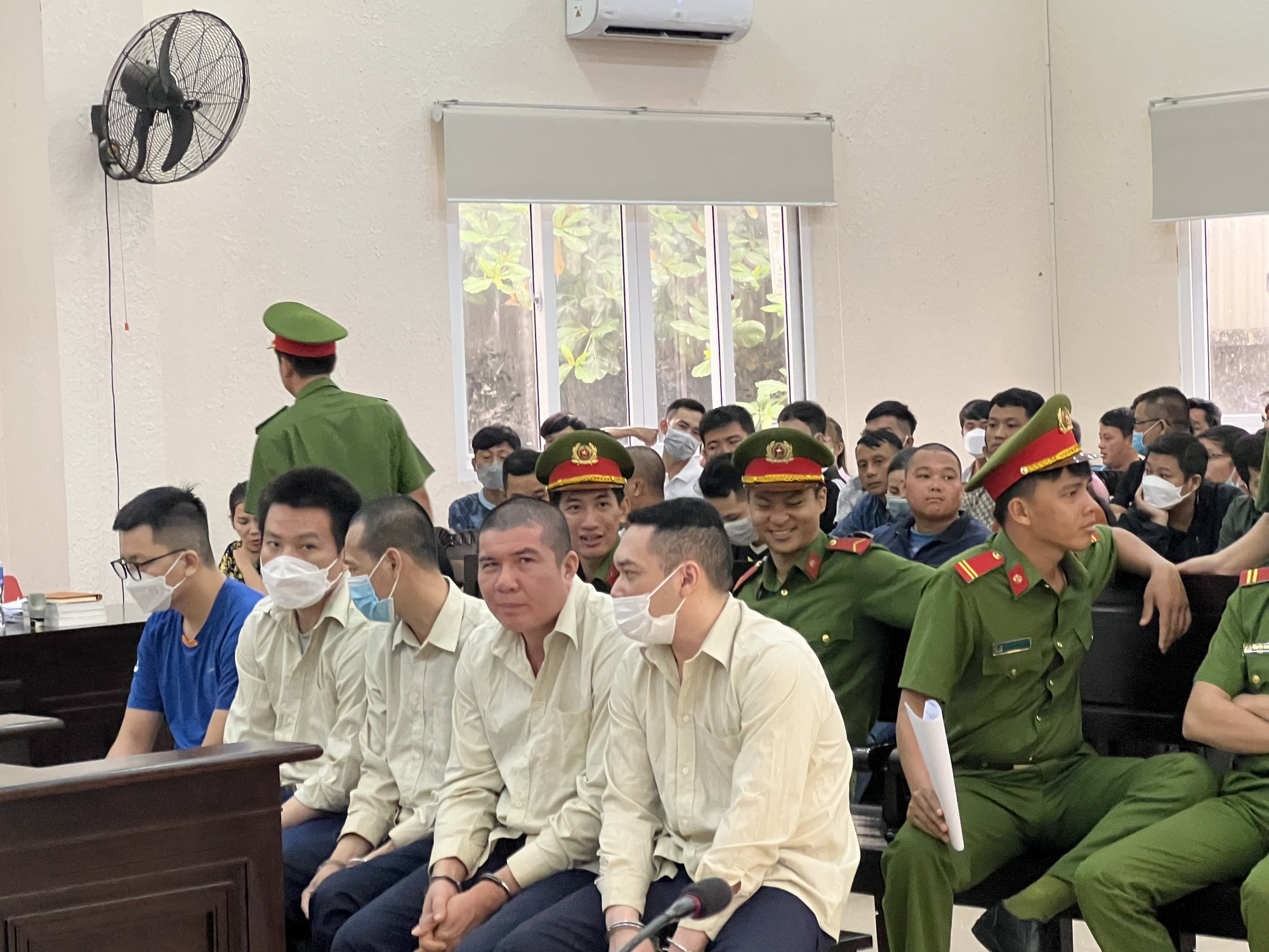 X&eacute;t xử vụ &aacute;n đ&igrave;nh đ&aacute;m ở B&igrave;nh Dương, bị hại đ&ocirc;ng chưa từng c&oacute; - Ảnh 5.