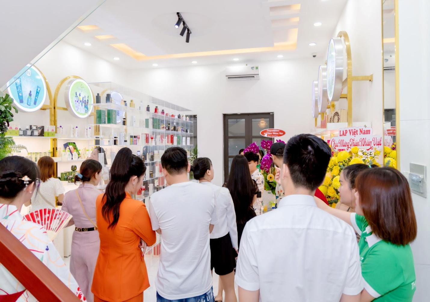 Rita Phương v&agrave; h&agrave;nh tr&igrave;nh 7 năm đồng h&agrave;nh c&ugrave;ng Thi&ecirc;n Nhi&ecirc;n Việt - Ảnh 2.