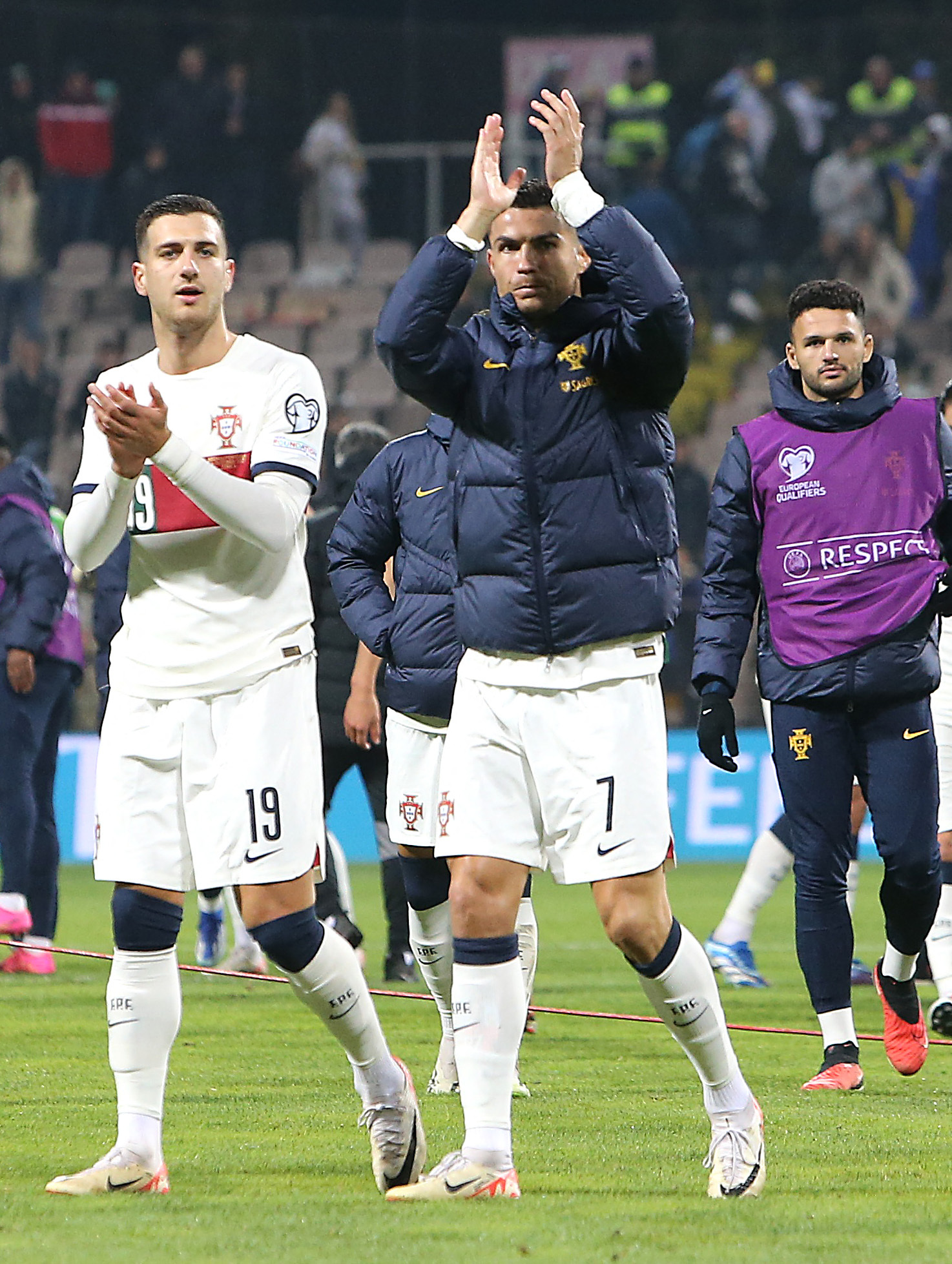 Ronaldo rực sáng trong đại tiệc bàn thắng của Bồ Đào Nha - Ảnh 5.