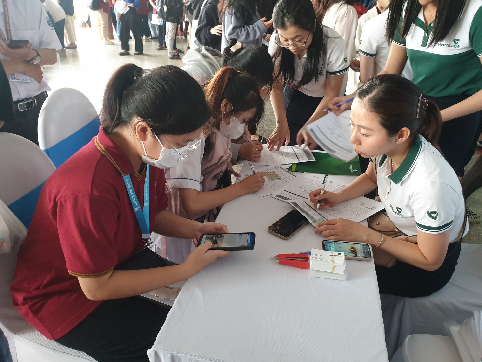 Người đi làm mất niềm tin vào doanh nghiệp sa thải lao động