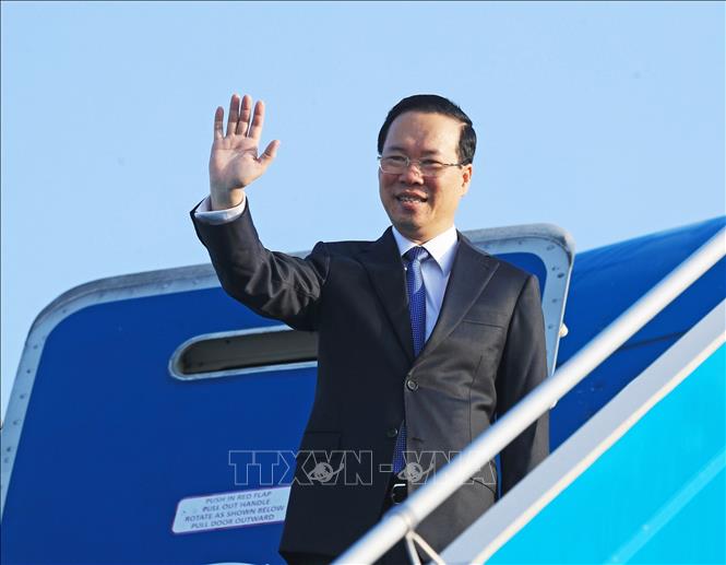 Chủ tịch nước l&ecirc;n đường dự Diễn đ&agrave;n V&agrave;nh đai v&agrave; Con đường tại Trung Quốc - Ảnh 1.