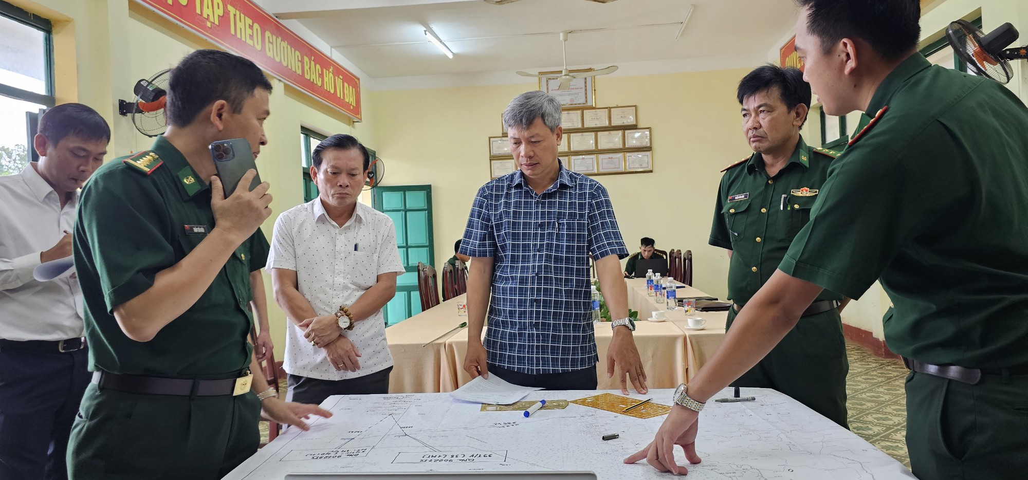 Vụ chìm tàu, nhiều ngư dân Quảng Nam mất tích: 2 người vớt được trưa nay đã qua đời