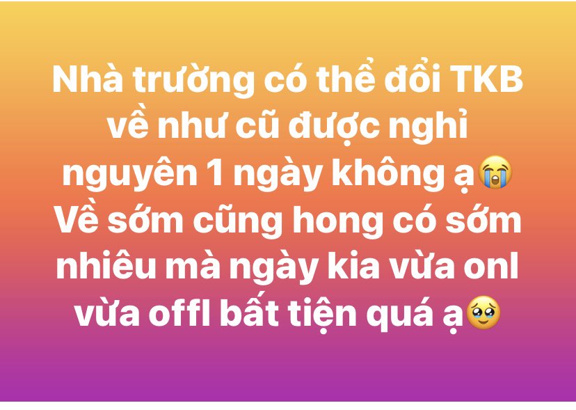 Hàng loạt trường học ở TP HCM đổi thời khóa biểu, học sinh "kẻ khóc, người cười"