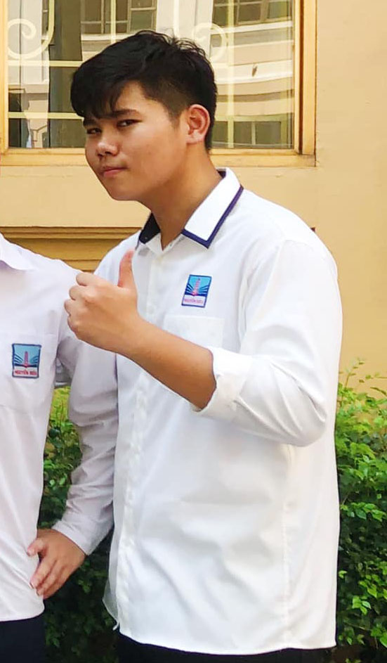 Lâm Phúc Vietnam Idol: hành trình lột xác từ 100 kg đến hotboy - Ảnh 3.