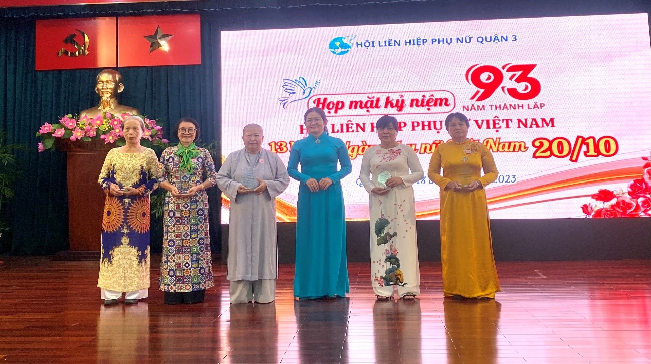 Hội LHPN quận 3 tuyên dương 35 gương phụ nữ tiêu biểu