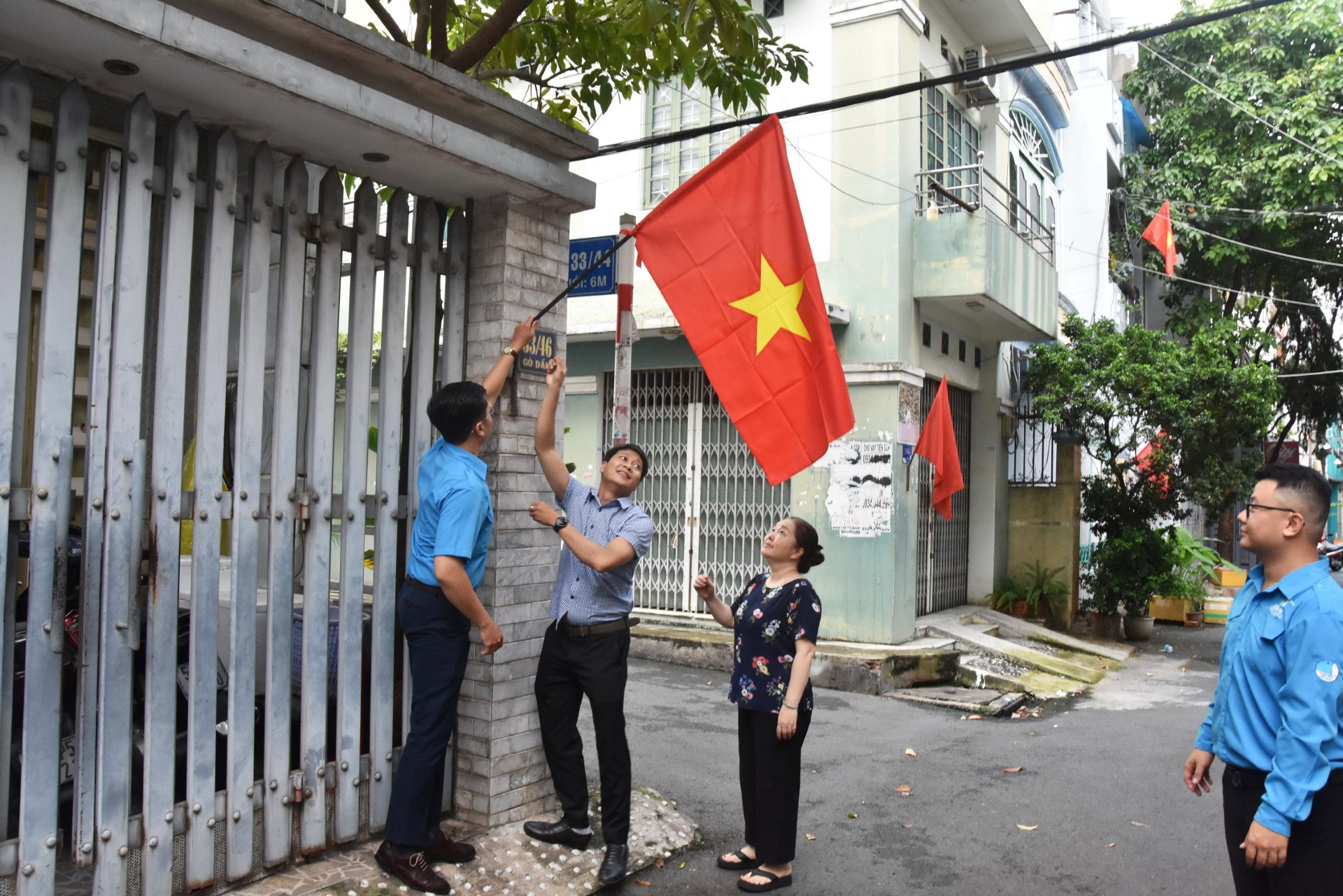 "Đường cờ Tổ quốc" ở quận 6 và Tân Phú