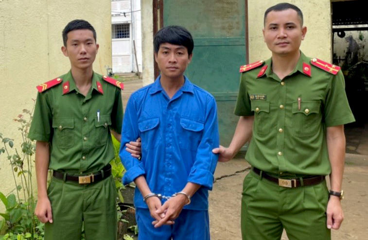 "Nổ" quen biết lãnh đạo bộ, ngành trung ương để lừa đảo