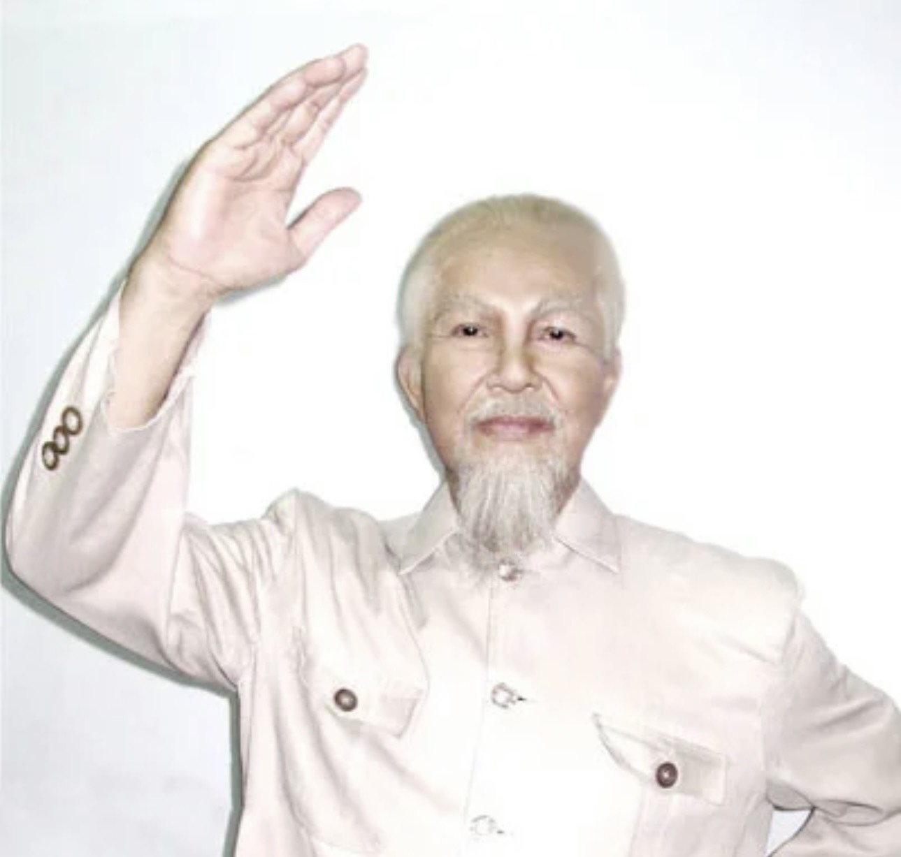 Kh&ocirc;ng gian Văn h&oacute;a Hồ Ch&iacute; Minh tại B&aacute;o Người Lao Động: H&igrave;nh tượng B&aacute;c Hồ l&agrave; nguồn cảm hứng s&aacute;ng tạo bao la - Ảnh 3.