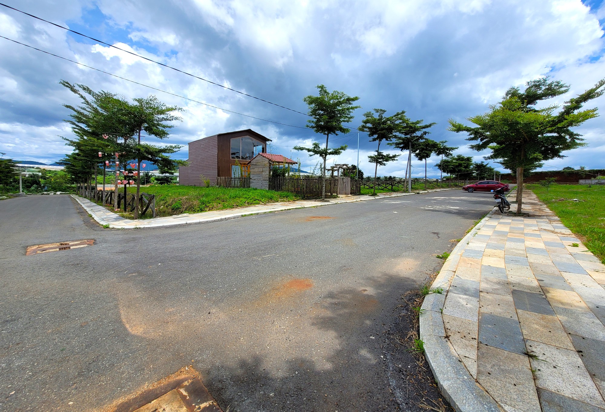 To&agrave;n cảnh dự &aacute;n Khu biệt thự nghỉ dưỡng Đ&agrave; Lạt Pearl kh&ocirc;ng c&oacute; hồ sơ đầu tư ở L&acirc;m Đồng - Ảnh 6.