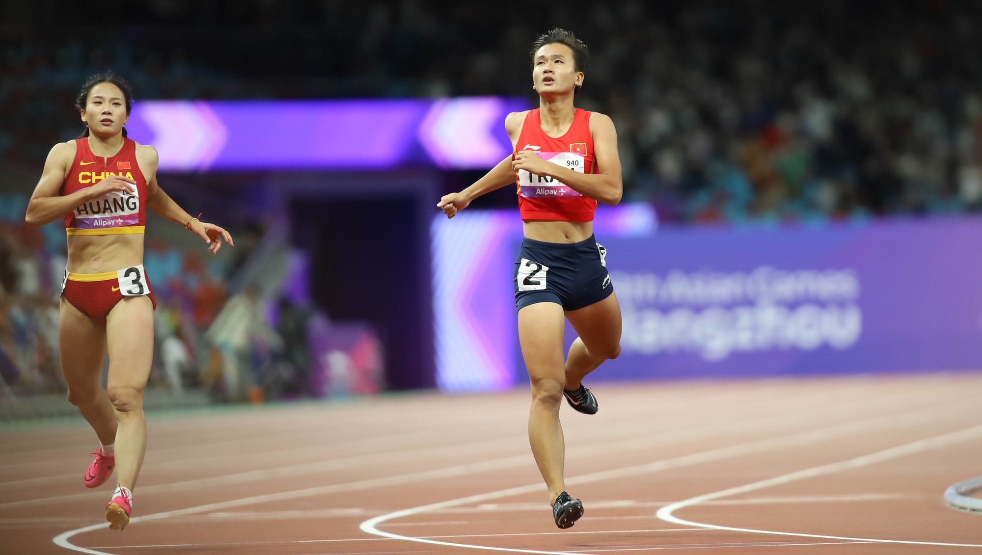 ASIAD 19 ngày 2-10: Nhà vô địch nhảy xa Bùi Thị Thu Thảo mất ngôi - Ảnh 3.
