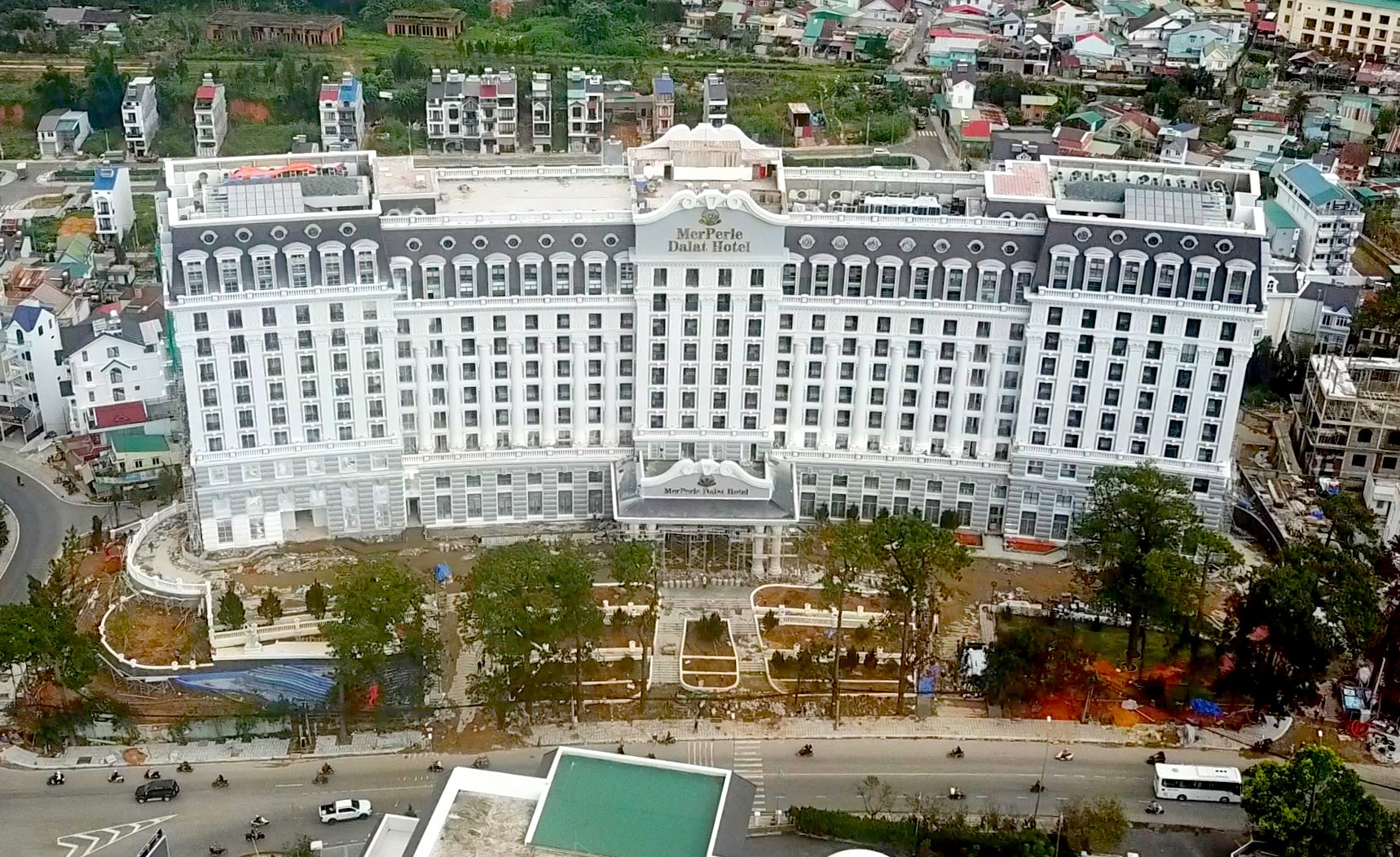 Phạt Công ty cổ phần Khải Vy 110 triệu đồng vì vi phạm tại dự án Merperle Dalat Hotel