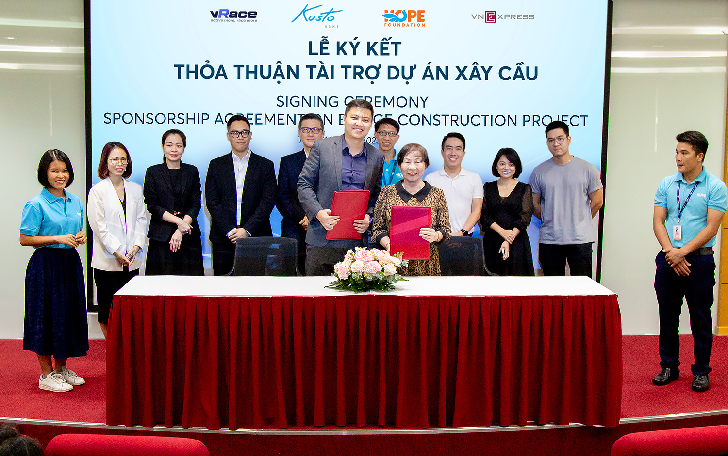 Kusto Home ký kết tài trợ dự án xây cầu cùng Hope Foundation - Ảnh 1. Kusto Home ký kết tài trợ dự án xây cầu cùng Hope Foundation - Ảnh 1.