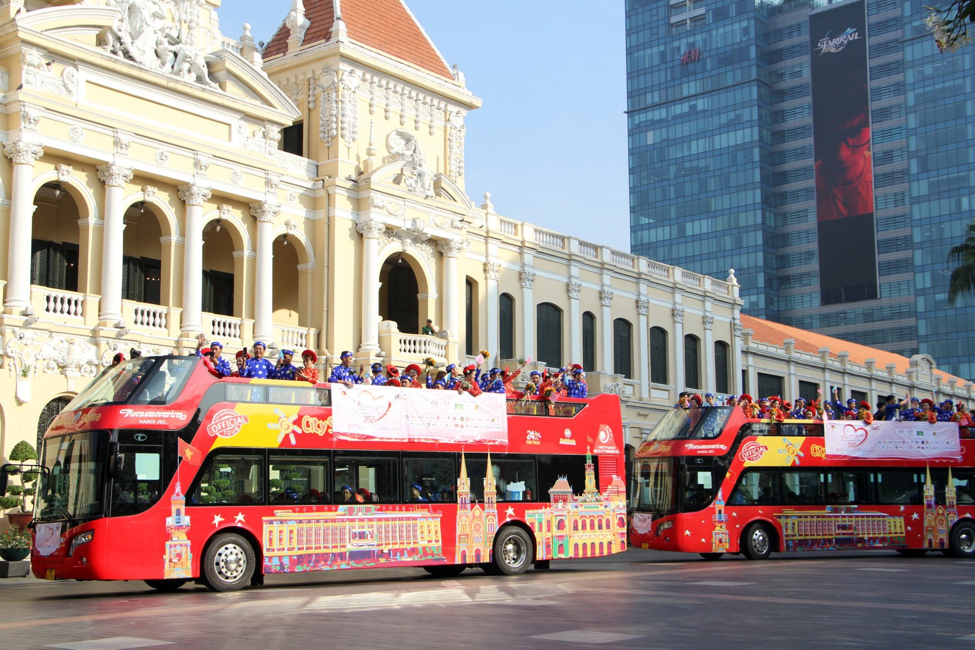 Những hình ảnh ấm áp trong lễ cưới tập thể của 82 đôi công nhân khó khăn - Ảnh 11.