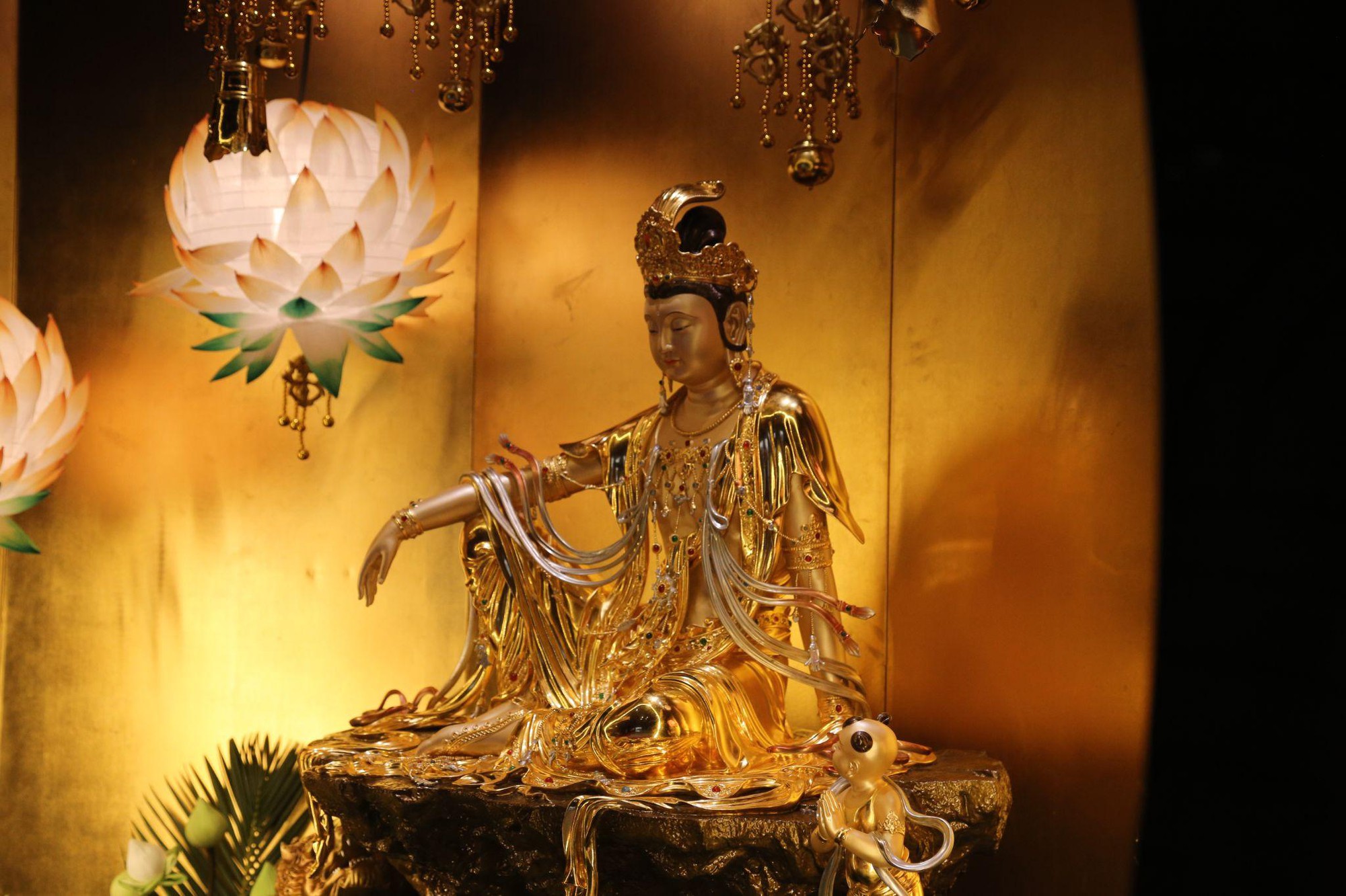 Phật tử mong chờ ng&agrave;y lễ V&iacute;a Qu&aacute;n Thế &Acirc;m xuất gia tại n&uacute;i B&agrave; Đen T&acirc;y Ninh - Ảnh 4.