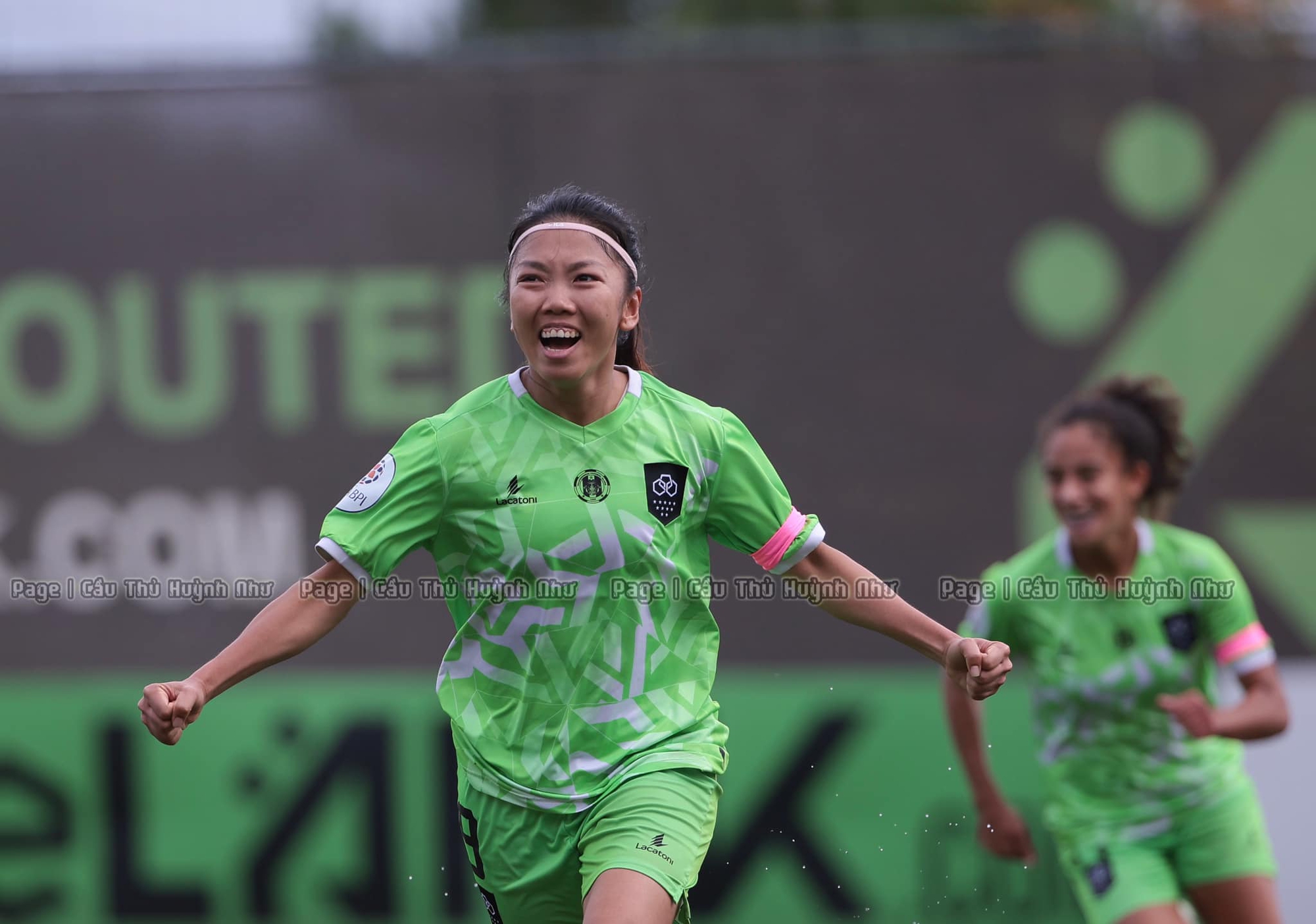 Huỳnh Như c&oacute; b&agrave;n đầu ti&ecirc;n trong m&ugrave;a giải mới của Lank FC - Ảnh 3.