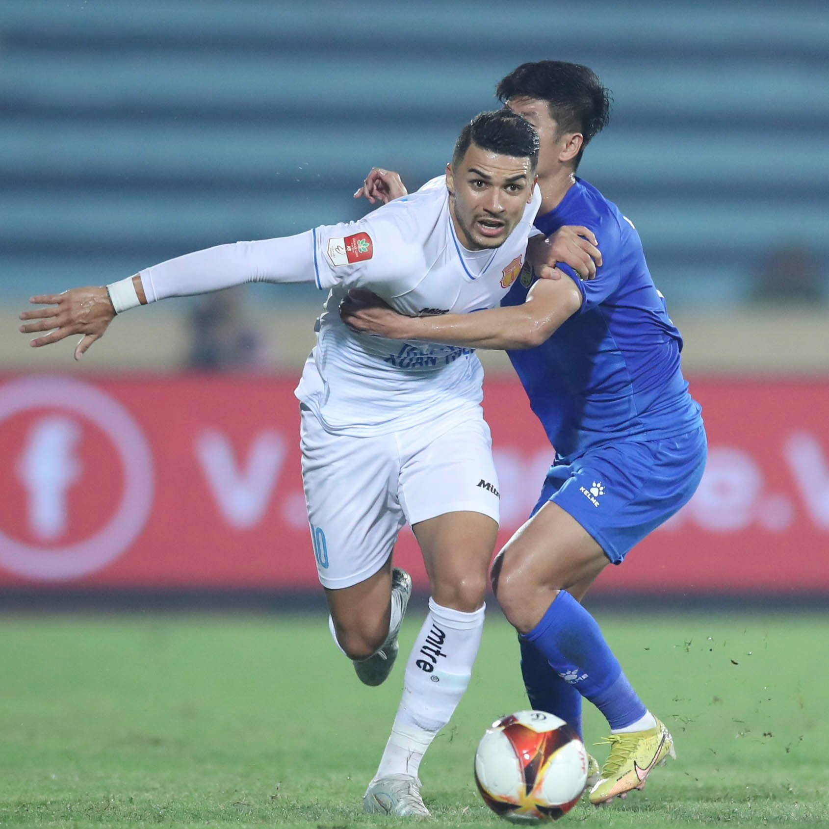 V-League 2023-2024: Nam Định vất vả giành 3 điểm trước tân binh - Ảnh 2.
