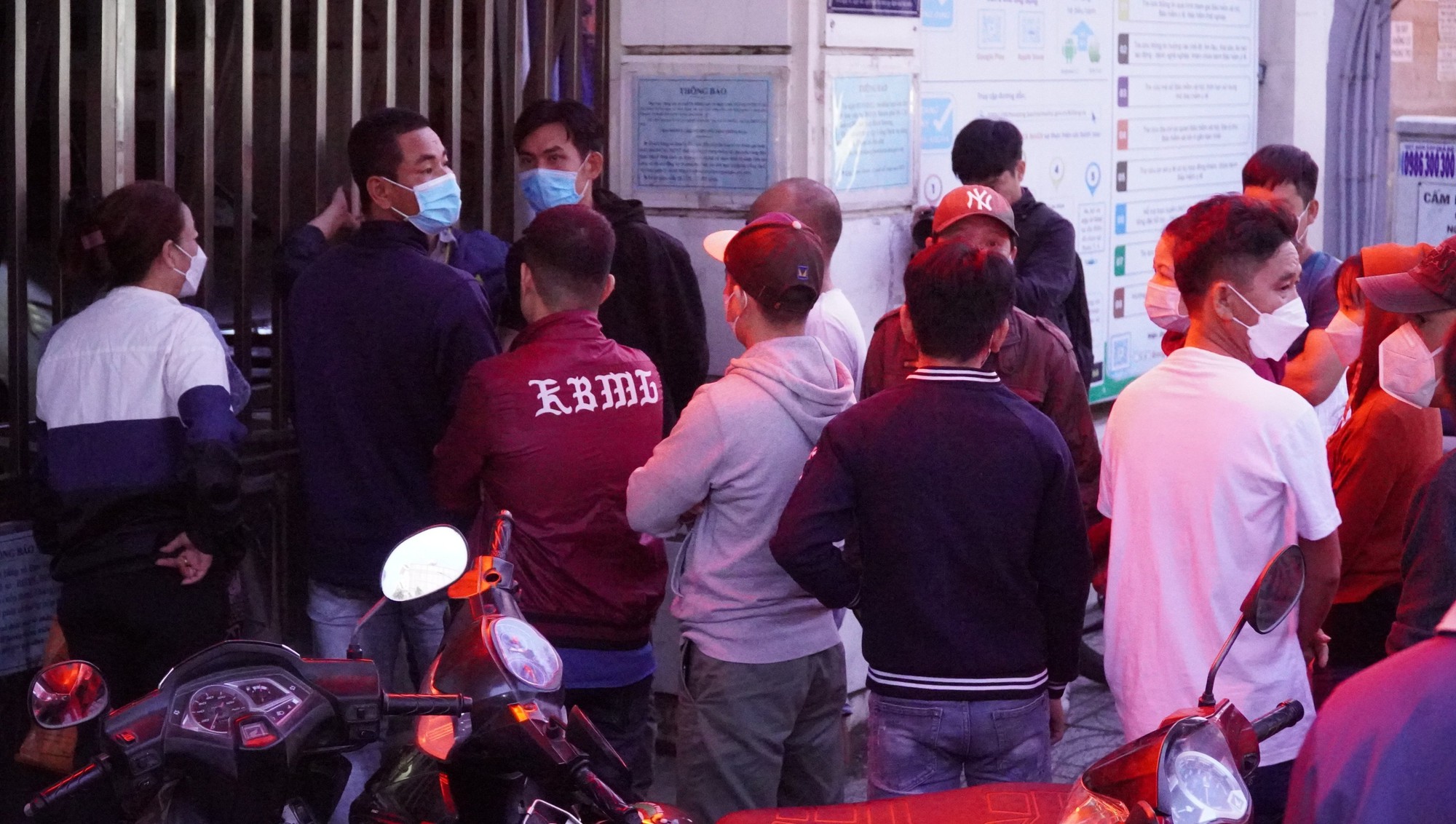 Quan điểm khác nhau về 2 phương án rút BHXH một lần