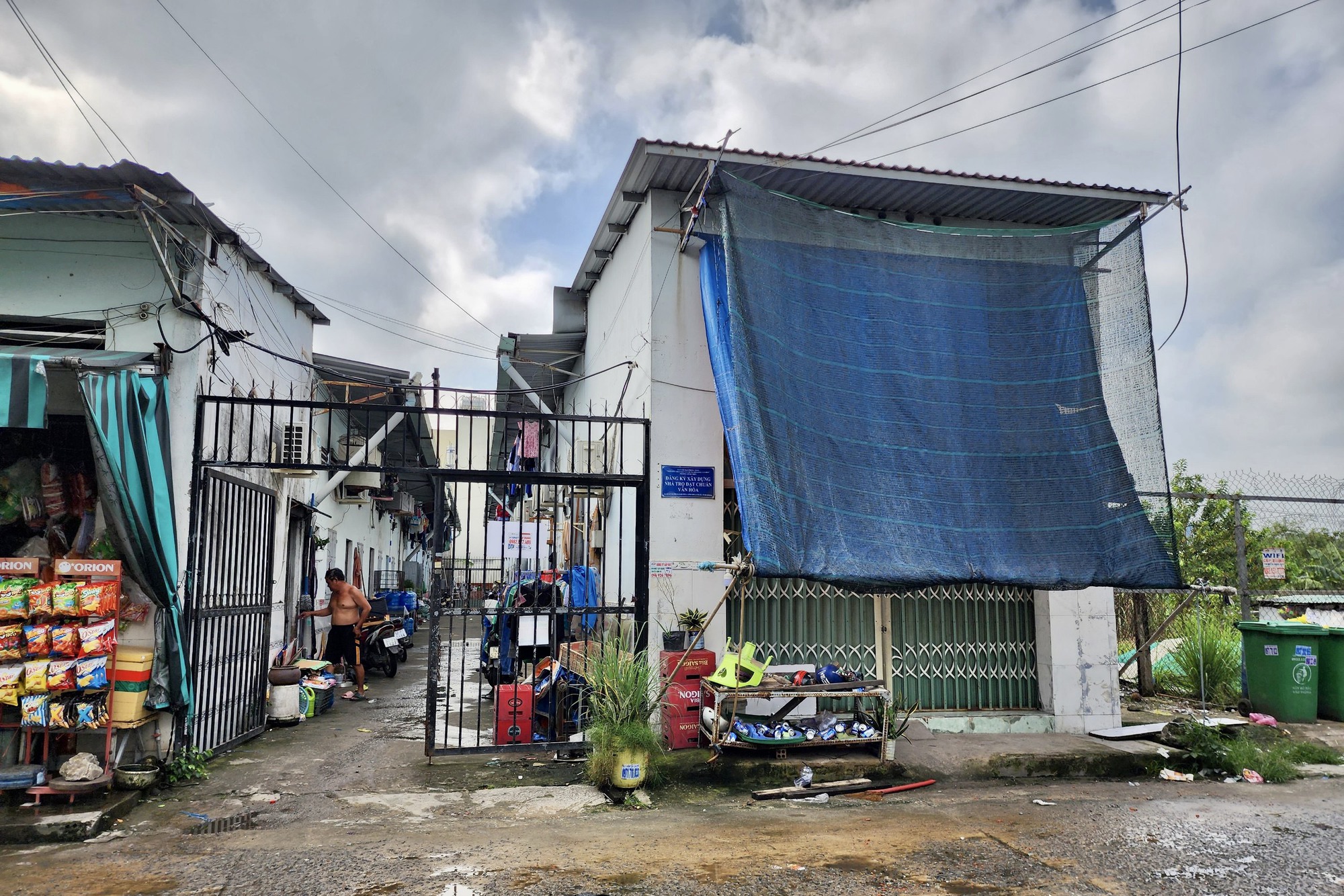 Sau tiếng súng nổ, nhiều người bị chém: Lời khai của nghi phạm