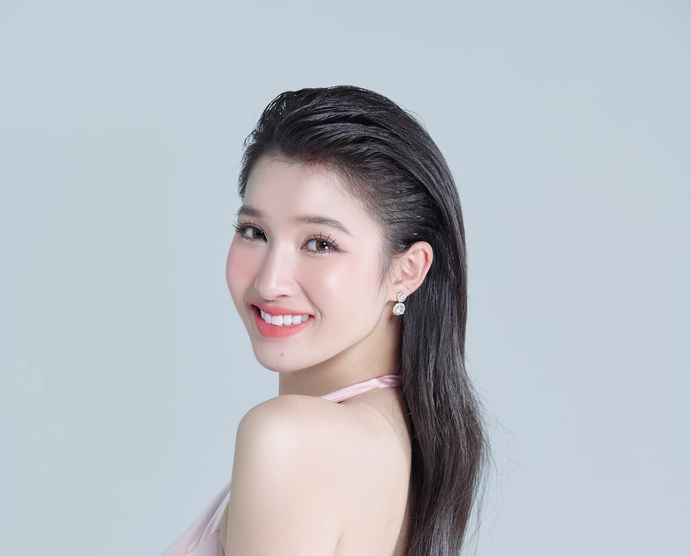 “Miss International” bất ngờ đổi luật, Á hậu Phương Nhi liệu còn có cửa đăng quang?