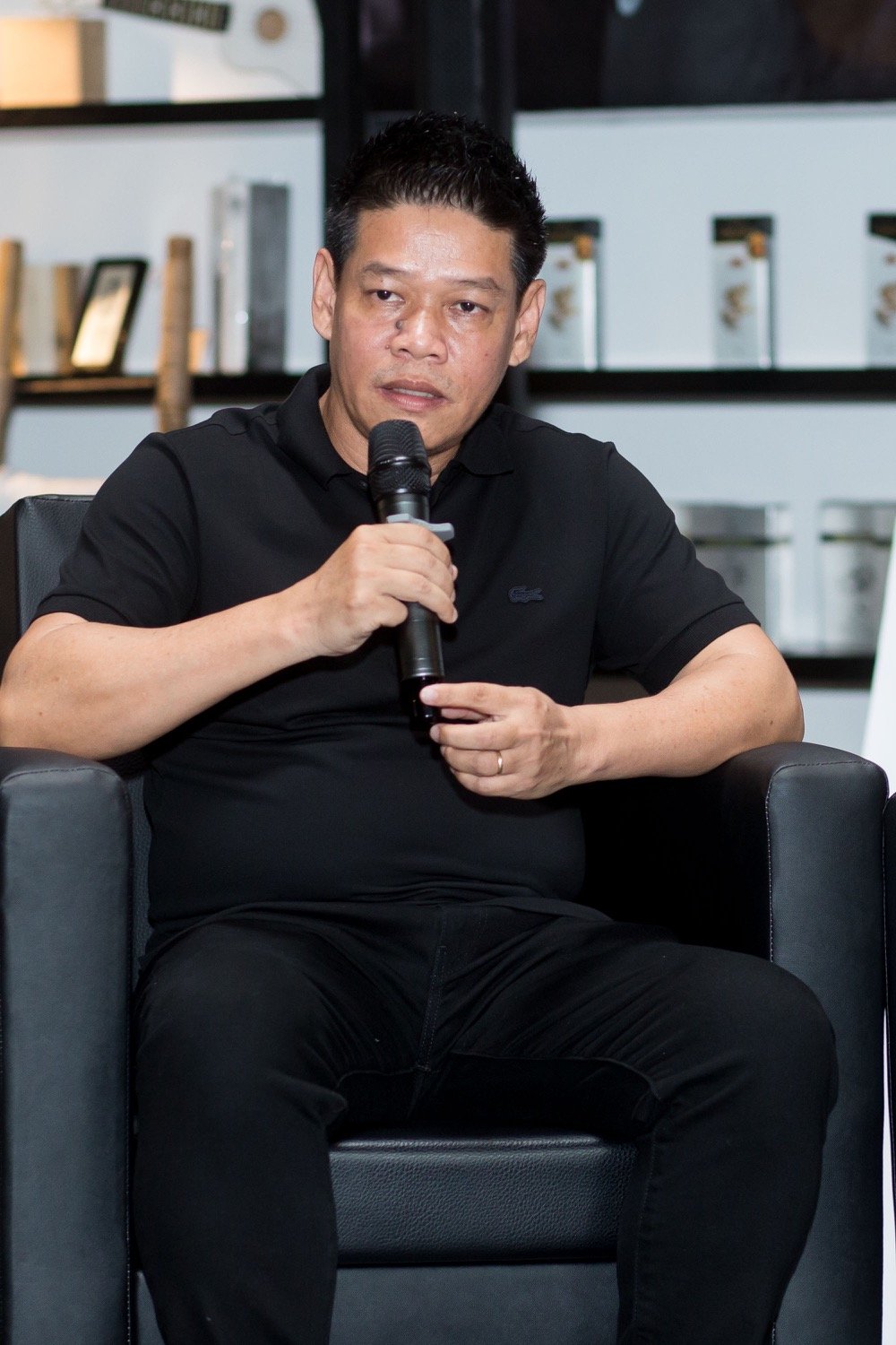 Nhạc sĩ V&otilde; Thiện Thanh n&oacute;i về tr&aacute;ch nhiệm của người nổi tiếng với x&atilde; hội - Ảnh 5.