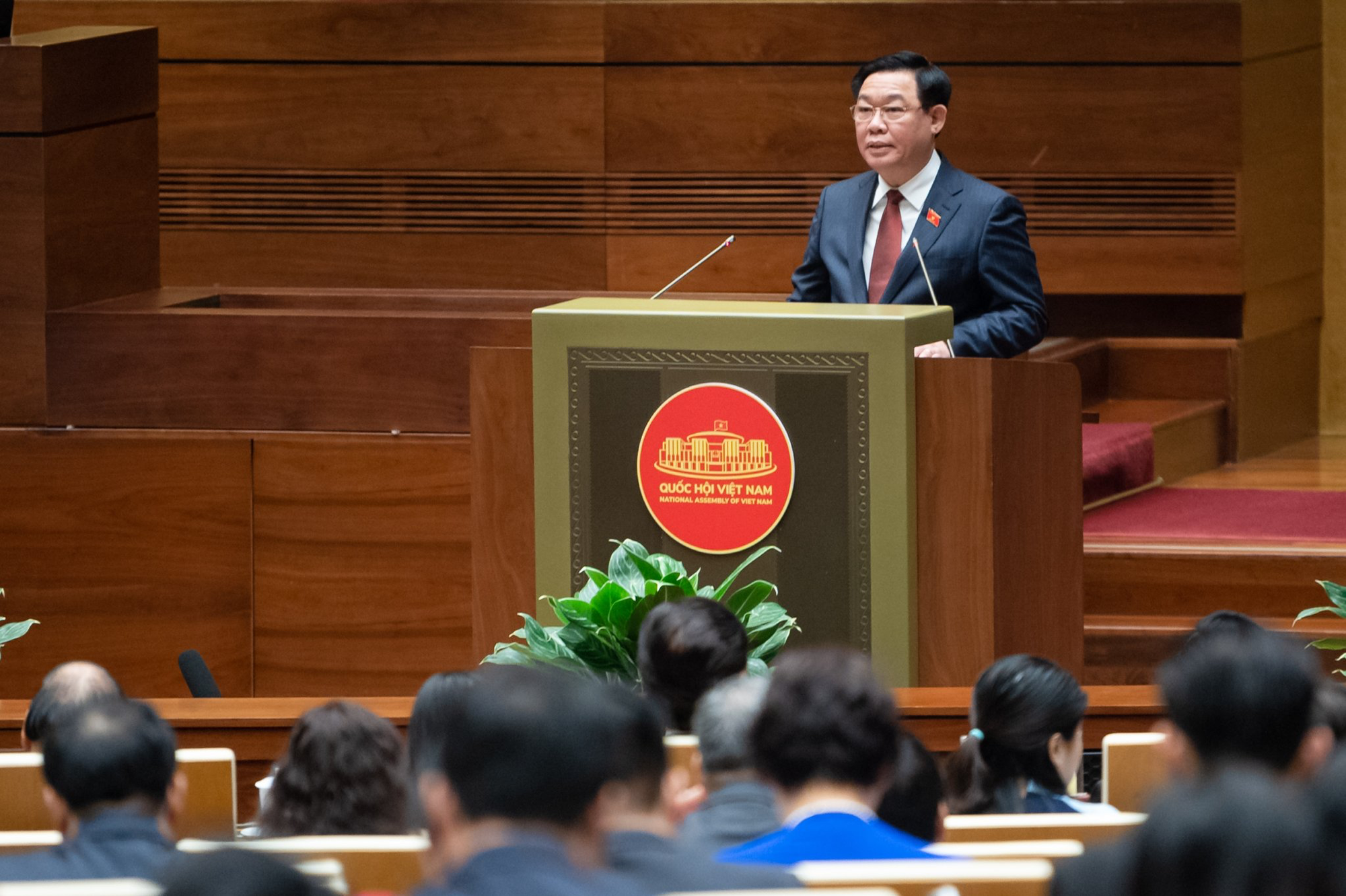 Chủ tịch Quốc hội Vương Đ&igrave;nh Huệ n&oacute;i về việc lấy phiếu t&iacute;n nhiệm với 44 người - Ảnh 1.